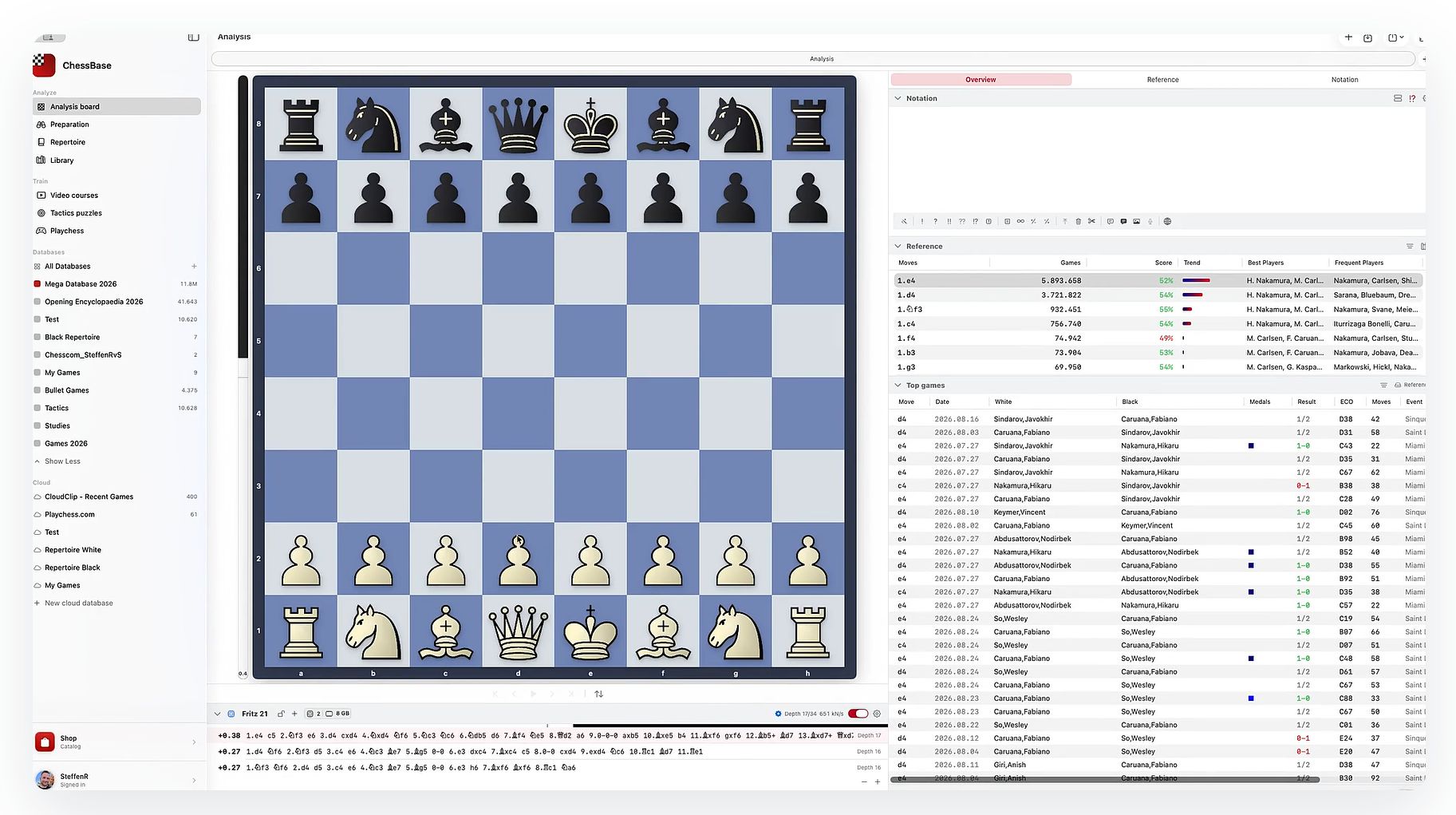 Mac版开发界面：棋盘、参考资料和对局列表并排显示。